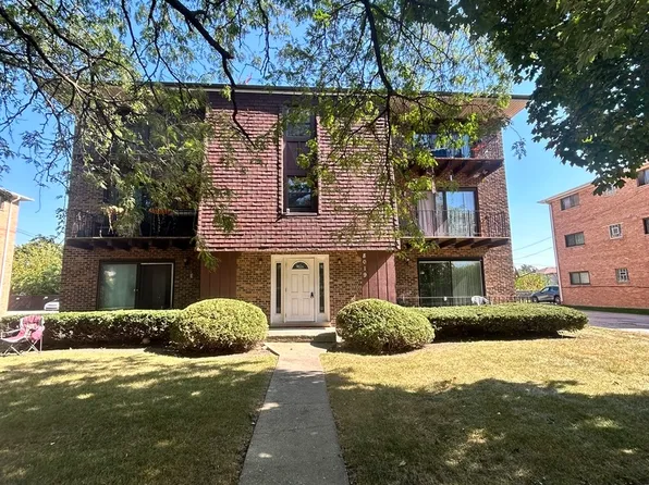 8019 Beloit Ave APT 3A, Bridgeview, IL 60455