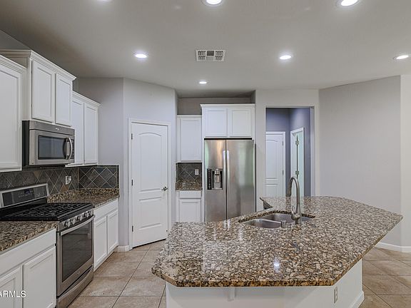 4th image of 25707 N 54th Dr