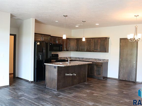 4th image of 2553 E Meadowside Pl
