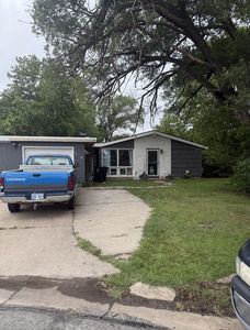1412 Fairway Ave, Salina, KS, 67401