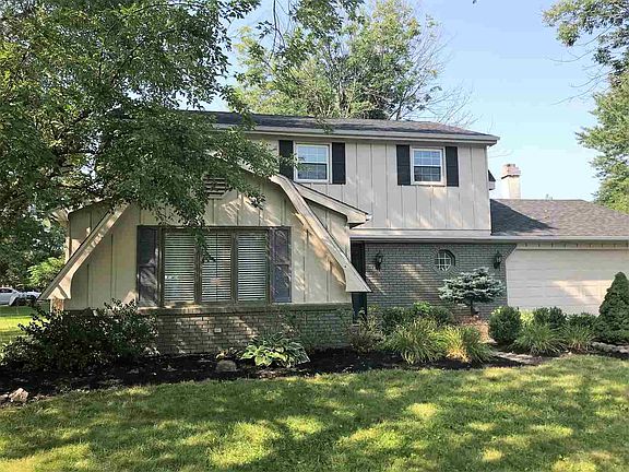 3rd image of 3835 Oakhurst Dr