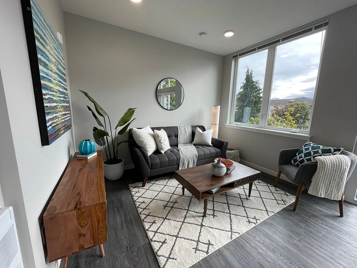 Building Photo - Sylvan Court