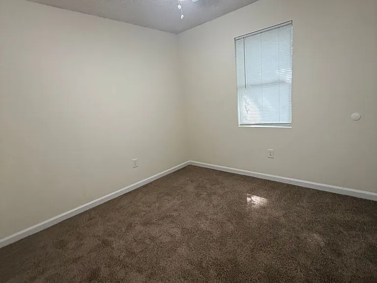 2929 Wakefield Ct — Photo 6