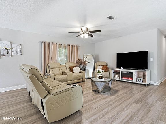 4th image of 6502 BARNES Road S