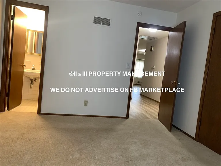 1408 SW Sunset St — Photo 15