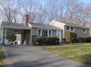 98 Cedar St, Holliston, MA 01746
