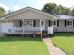 15 Cherokee Ct, Huntington, WV 25705