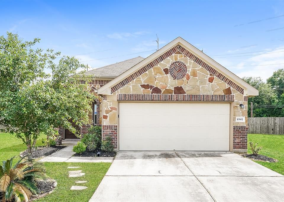 1st image of 10902 Camarillo Ct