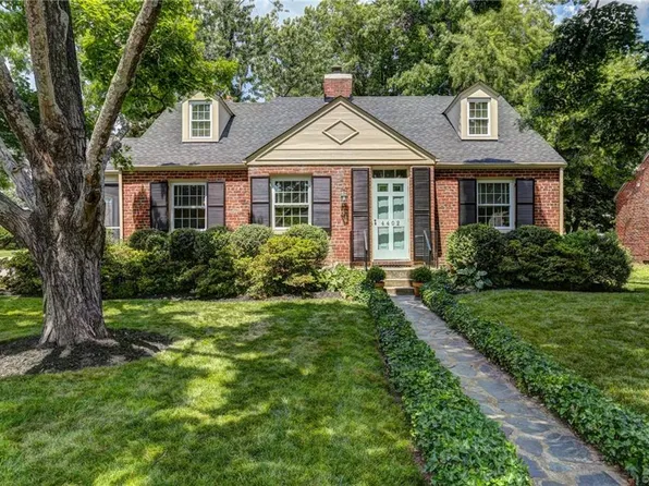 4402 Kingcrest Pkwy, Richmond, VA 23221