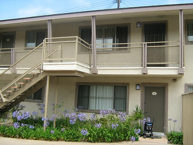 Pacifica Apartments — Photo 10