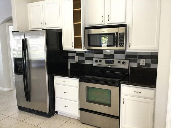 5th image of 2367 SE Rock Springs Dr