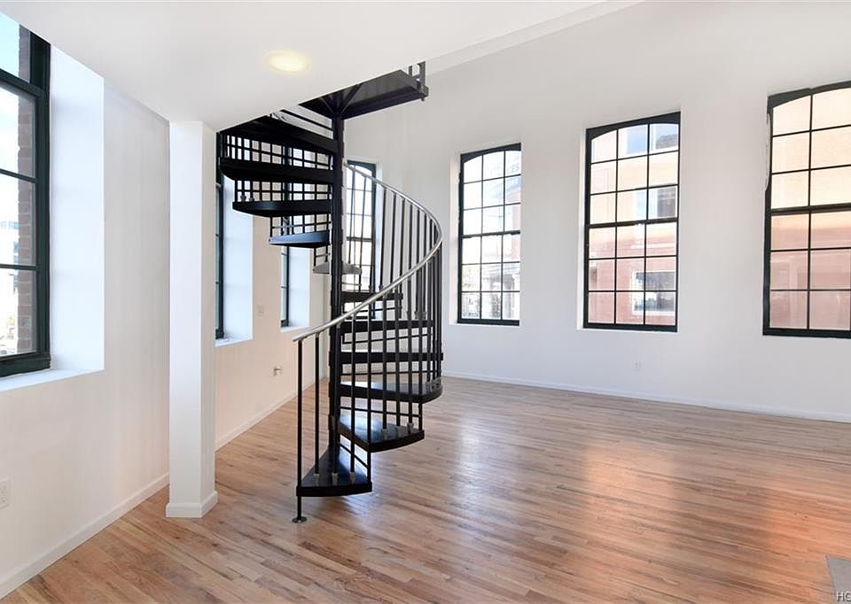 1st image of 92 Main St APT 205
