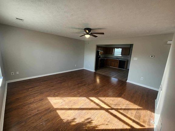 3rd image of 540 Hickory Rd