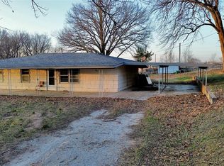 401 E Center St, Lexington, OK 73051
