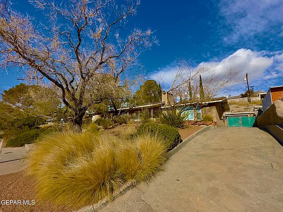 3rd image of 4016 Flamingo Dr