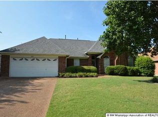 10115 Fox Hunt Dr, Olive Branch, MS 38654