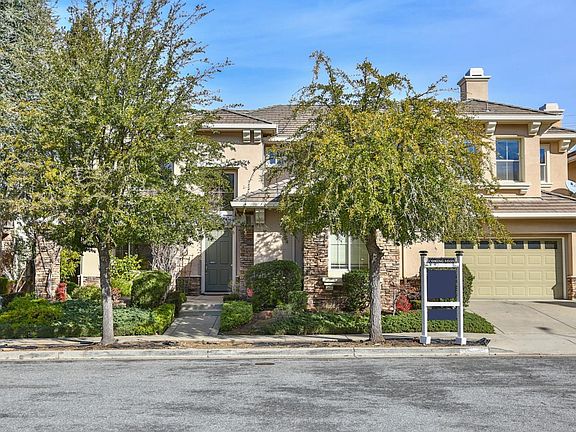 2nd image of 1651 Via Campo Verde