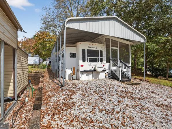 421 Newbury Cir, Westminster, SC 29693