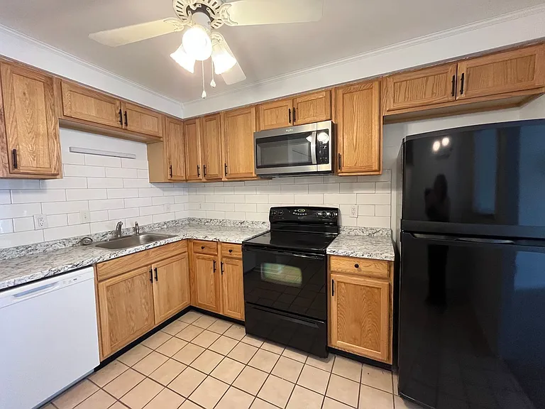 3089 Woody Ln — Photo 17