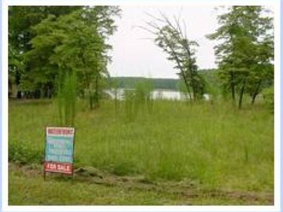3rd image of 81 Lake View Drive