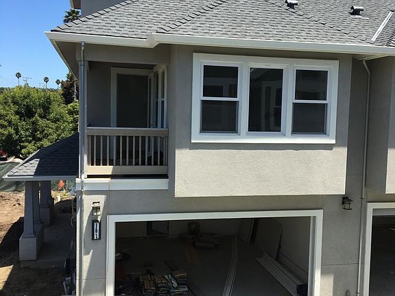 4th image of 718 Seabright Ave #101