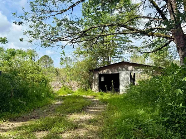 10881 Highway 17, Florence, AL 35634