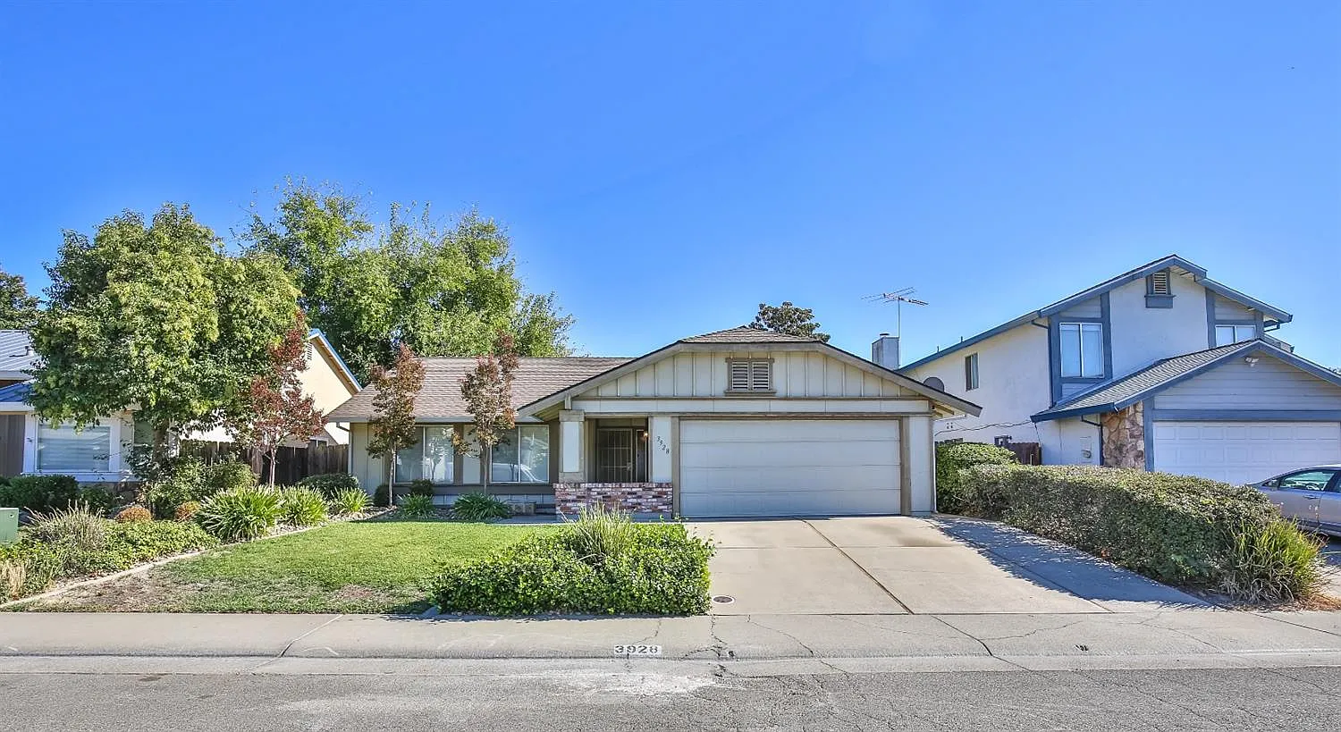 3928 Big Cloud Way photo 1