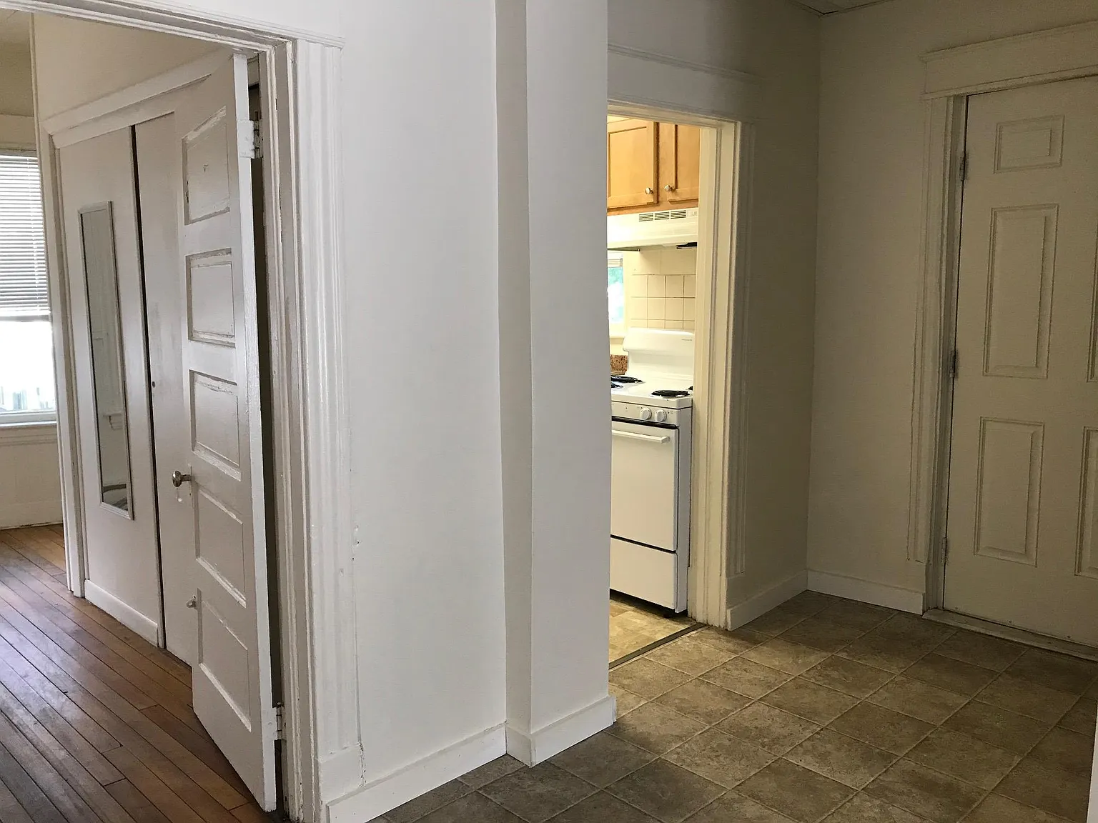 2 bed, $2,200 — Photo 4