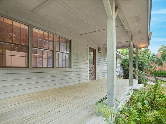 4th image of 23829 Oak Tree Dr