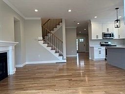 3rd image of 14 Heritage Rd #12A