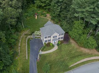 1 Londonderry Ln, Georgetown, MA 01833