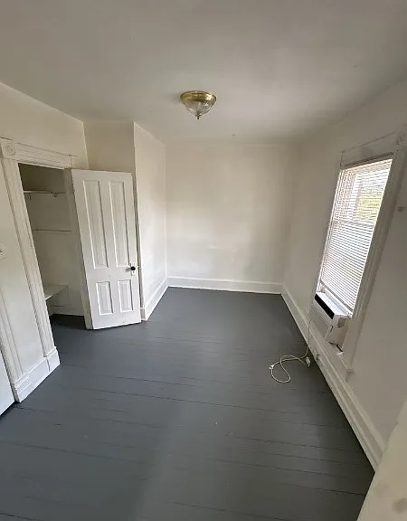 235 SW Tyler St #3 — Photo 4