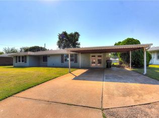 740 E Bouse Dr, Midwest City, OK 73110
