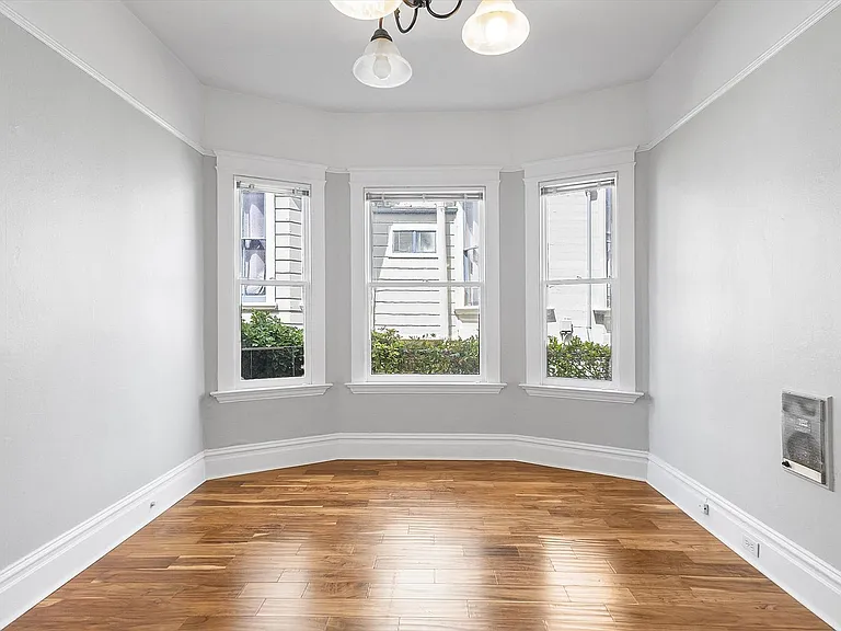 1429 Grand St #A - 1 bedroom | 1 bathroom — Photo 10