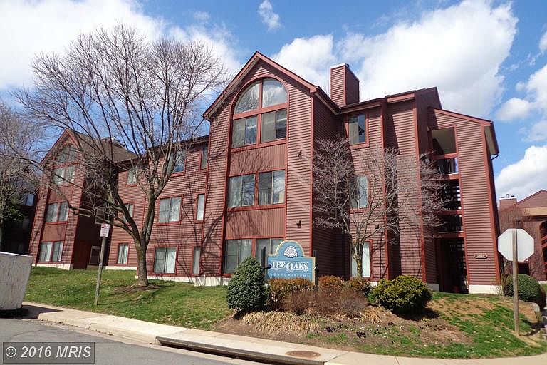 1st image of 2802 Lee Oaks Pl APT 104