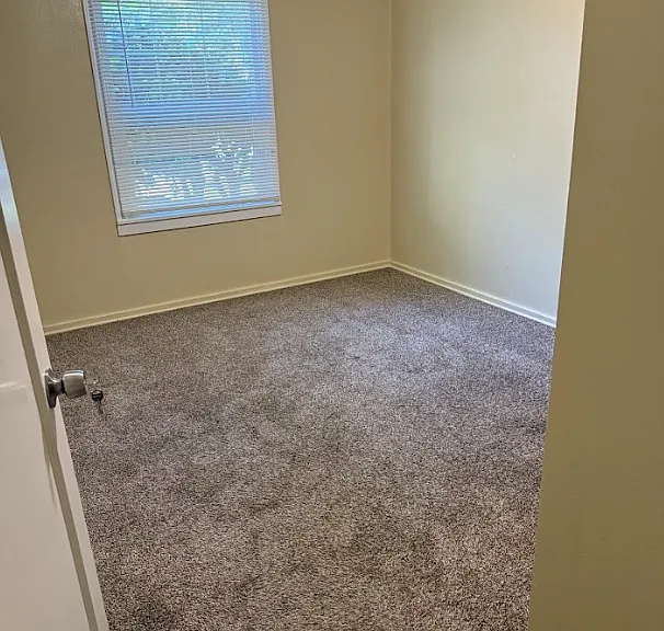 515 N Meridian St — Photo 1