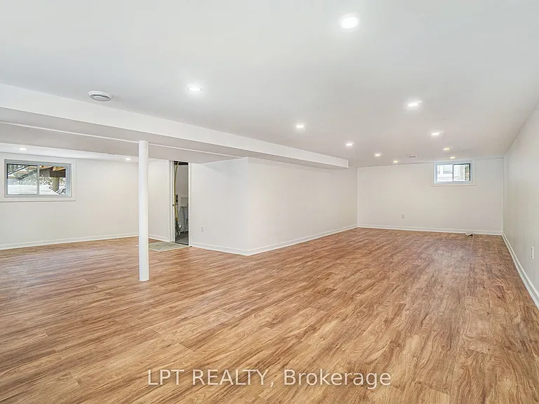 2112 Alta Vista Dr — Photo 25