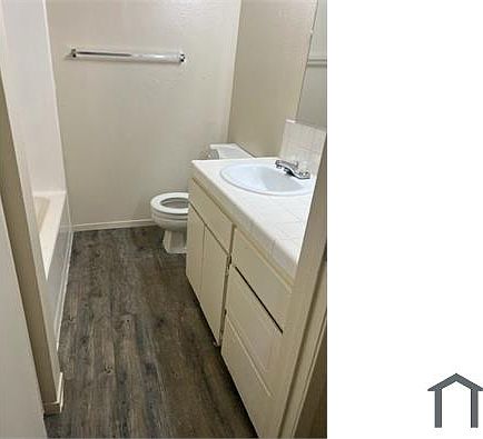 5th image of 1414 W Clinton Ave APT 205