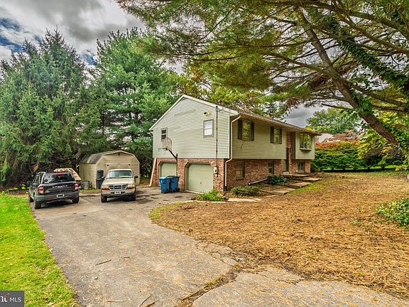 2nd image of 3530 Horizon Dr