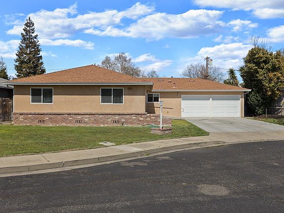 3rd image of 331 Bel Air Ct