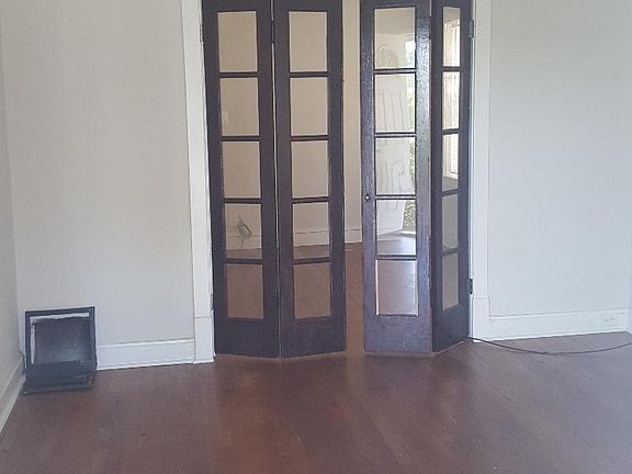 5th image of 2215 Prather Ave Unit B