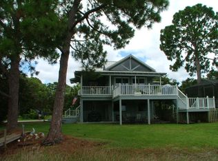 12710 Jernigan Ave, Cedar Key, FL 32625