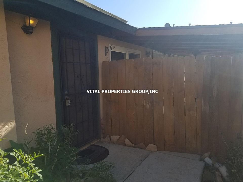 1st image of 2126 Bluehaven Ct #1