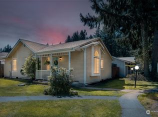566 Malibu Dr SE, Lacey, WA