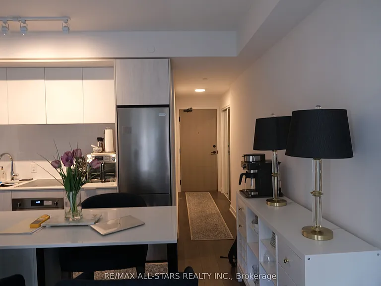 130 River St #1007 — Photo 9
