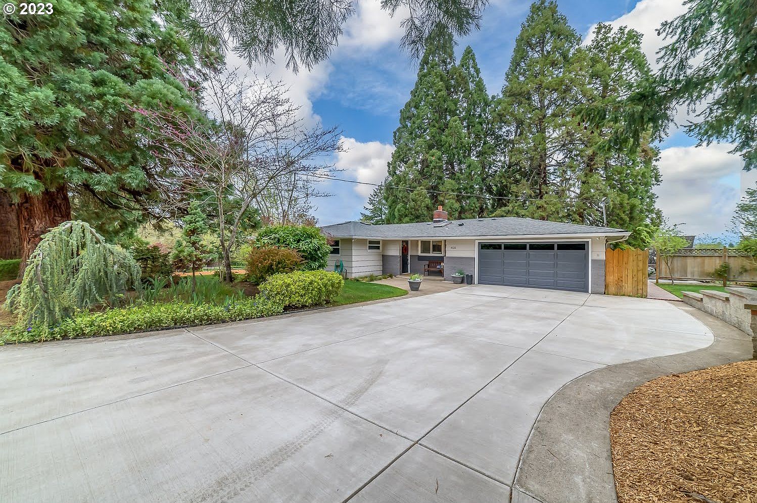 4121 Castelloe Ave, Eugene, OR 97405 | MLS #23304783 | Zillow