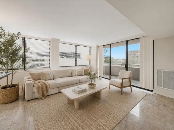 3525 Sage Rd APT 404, Houston, TX 77056