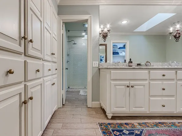 3717 Spring Hill Dr, Edmond, OK 73013