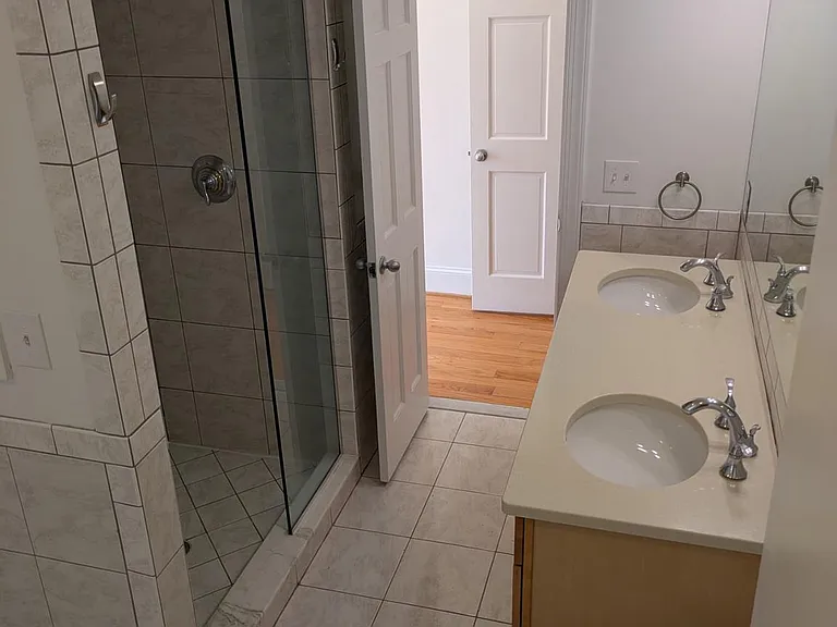 1421 Q St NW #1 — Photo 12