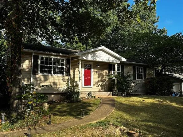 15675 Talon Ln, Saint Robert, MO 65584